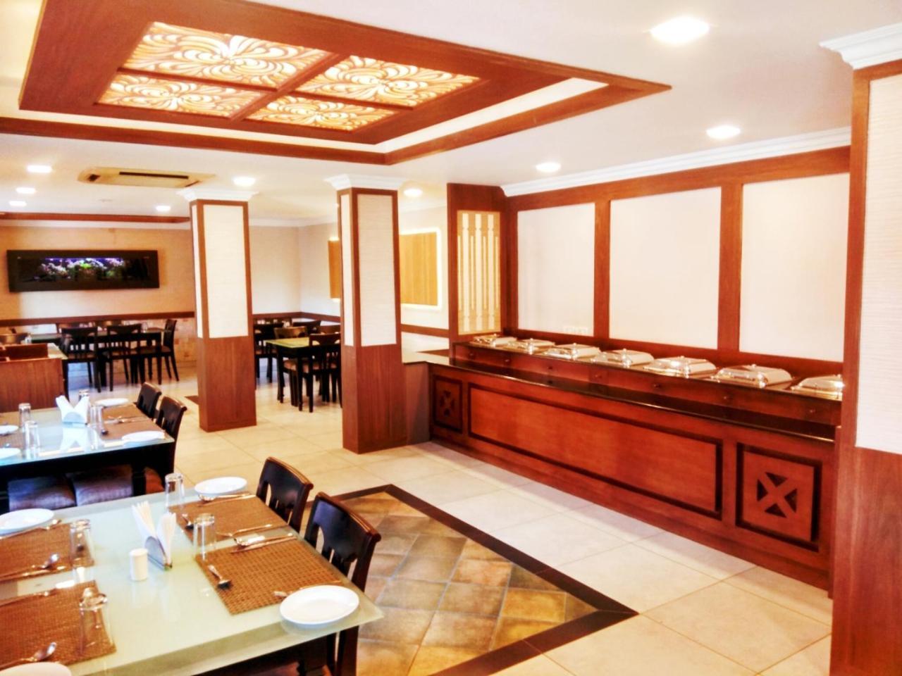 فنادق برايانا Kochi المظهر الخارجي الصورة